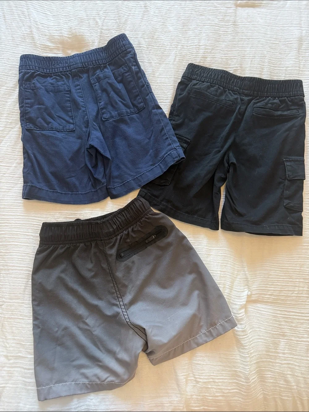 Gap 3 Pairs Boys Elastic Waist Shorts - Navy, Black, Gray size 5